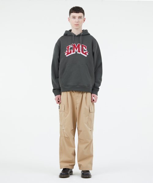 LMCの「STAR ARCH APPLIQUE HOODIE charcoal(パーカー・レディース・その他・LARGE/X-LARGE/SMALL/MEDIUM)」の2枚目の写真