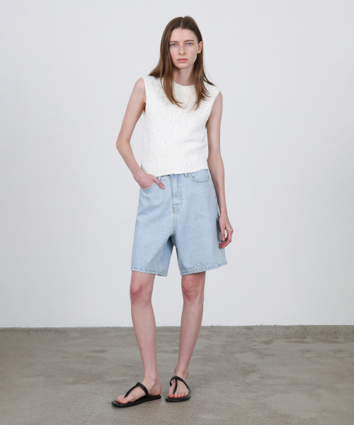 LEVAR(レバー)の「Carpenter Half Denim - Ice Blue(その他パンツ・レディース・その他・MEDIUM/SMALL/LARGE)」の3枚目の写真