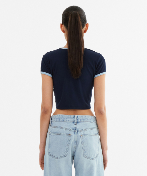 MENASOO(ミナス)の「MNS Span Crop T Shirt_Navy(Tシャツ/カットソー・レディース・ネイビー・1/2)」の5枚目の写真