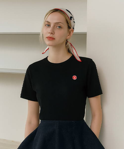 MISS BAKER(ミス ベイカー)の「スペースベイカー パッチTシャツ ブラック(Tシャツ/カットソー・レディース・ブラック・MEDIUM/SMALL)」の1枚目の写真