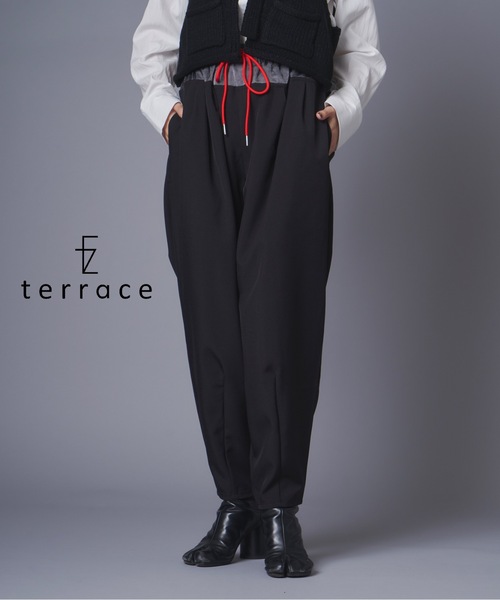 terrace（テラス）の「バイカラーブロッキングツータックパンツ（その他パンツ・レディース・ブラウン/ブラック/カーキ・MEDIUM）」の2枚目の写真