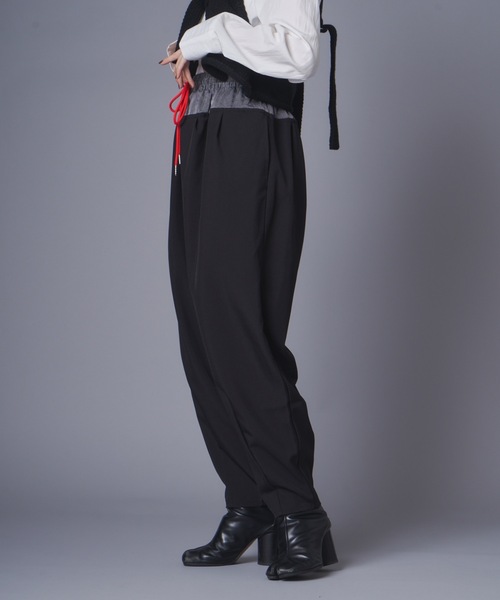 terrace（テラス）の「バイカラーブロッキングツータックパンツ（その他パンツ・レディース・ブラウン/ブラック/カーキ・MEDIUM）」の6枚目の写真