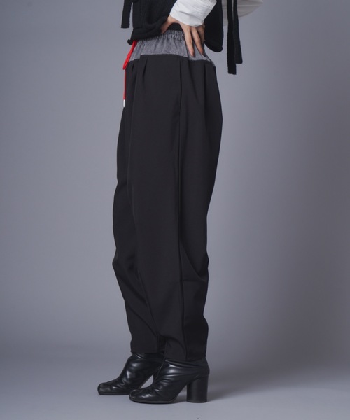 terrace（テラス）の「バイカラーブロッキングツータックパンツ（その他パンツ・レディース・ブラウン/ブラック/カーキ・MEDIUM）」の7枚目の写真