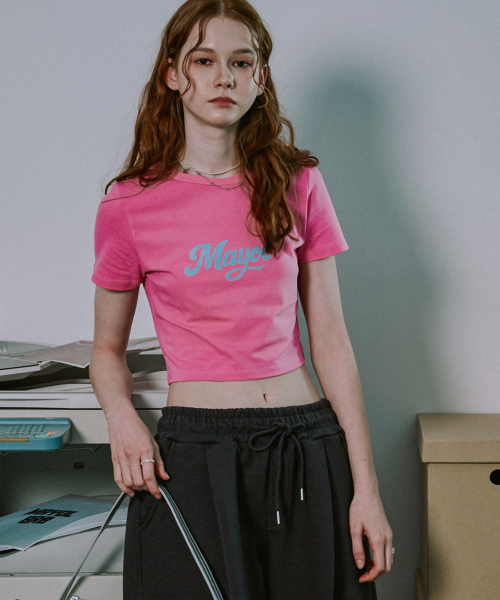 MAYOL（マイヨール）の「ロゴプリント半袖Tシャツ_マゼンタピンク（Tシャツ/カットソー・レディース・ピンク・FREE）」の2枚目の写真