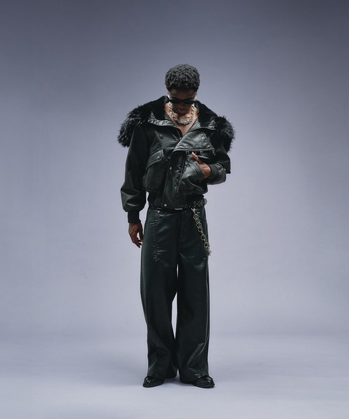 ANDER HUNK(アンダーハンク)の「Faux Leather Curve Pants / フェイクレザーカーブパンツ(その他パンツ・メンズ・ブラック・LARGE/MEDIUM/SMALL)」の19枚目の写真