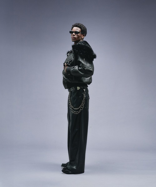 ANDER HUNK(アンダーハンク)の「Faux Leather Curve Pants / フェイクレザーカーブパンツ(その他パンツ・メンズ・ブラック・LARGE/MEDIUM/SMALL)」の21枚目の写真