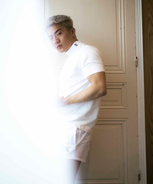 VANQUISH（ヴァンキッシュ）の「VANQUISH / ヴァンキッシュ VAアイコン モックネック ショートスリーブ Tシャツ（Tシャツ/カットソー・メンズ・ホワイト/ブラック・M/S）」の5枚目の写真