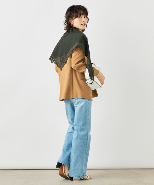 NOLLEY’S（ノーリーズ）の「《手洗い可能》バテンレース三角ストール（ストール/ショール・レディース・チャコールグレー/オフホワイト・FREE）」の14枚目の写真