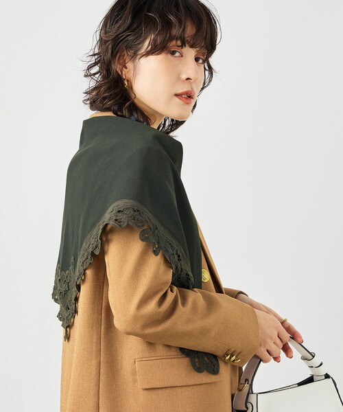 NOLLEY’S（ノーリーズ）の「《手洗い可能》バテンレース三角ストール（ストール/ショール・レディース・チャコールグレー/オフホワイト・FREE）」の16枚目の写真