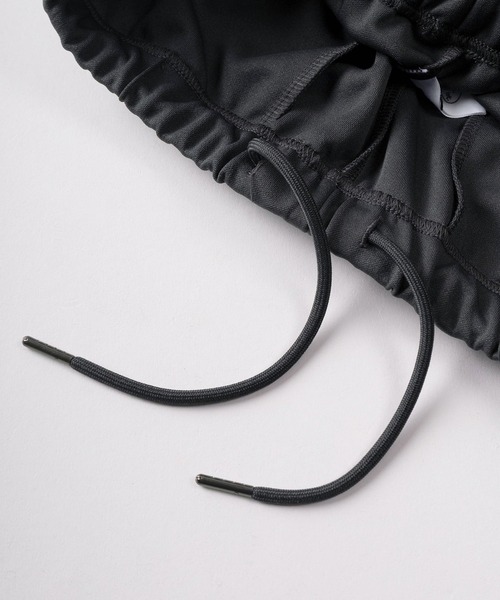 Red Cap Girl(レッドキャプガール)の「【70】【RCG/レッドキャップガール】サイドライン トラックパンツ/ジャージ/メンズ/レディース/ユニセックス/セットアップ可能(その他パンツ・メンズ・アイボリー/チャコールグレー/ブラック・XL/L/M)」の6枚目の写真