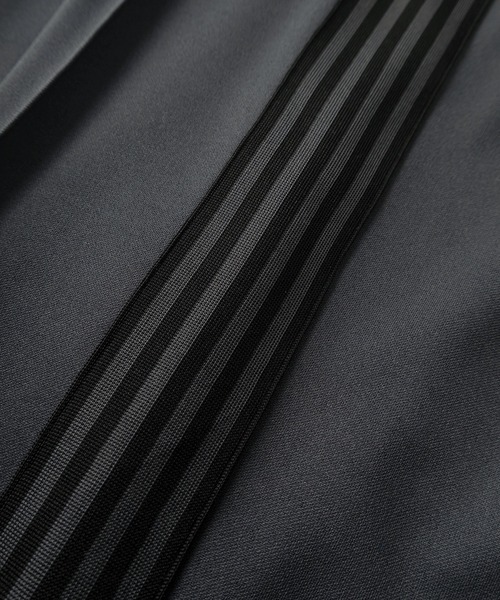 Red Cap Girl(レッドキャプガール)の「【70】【RCG/レッドキャップガール】サイドライン トラックパンツ/ジャージ/メンズ/レディース/ユニセックス/セットアップ可能(その他パンツ・メンズ・アイボリー/チャコールグレー/ブラック・XL/L/M)」の9枚目の写真