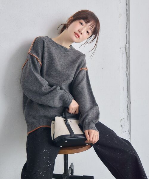 RETRO GIRL(レトロガール)の「配色ステッチニット(ニット/セーター・レディース・ナチュラル/チャコールグレー/ブルー・FREE)」の5枚目の写真
