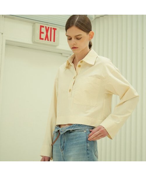 ACUD(アクド)の「Wide Sleeve Cropped Blouse _Cream(シャツ/ブラウス・レディース・その他・M/S)」の1枚目の写真