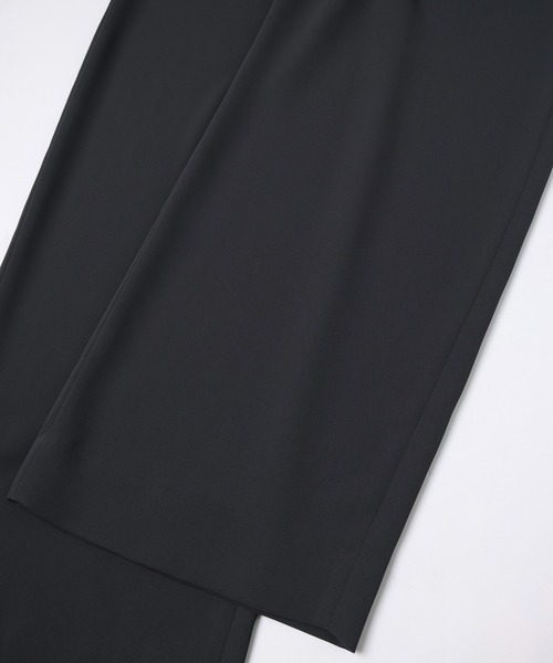 CULLNI（クルニ）の「Double Cloth Tuck Wide Pant（スラックス・メンズ・ネイビー/ブラック/グレー・0/1/2）」の9枚目の写真