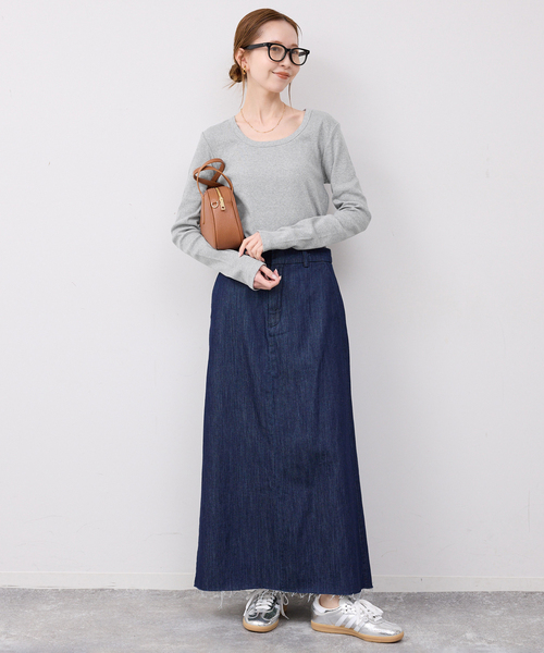 SLOBE IENA（スローブイエナ）の「《WEB限定/追加》パーフェクトカットソー（Tシャツ/カットソー・レディース・ネイビー/グレー/レッド/イエロー・FREE）」の5枚目の写真