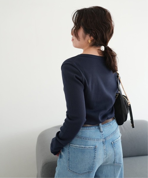 SLOBE IENA（スローブイエナ）の「《WEB限定/追加》パーフェクトカットソー（Tシャツ/カットソー・レディース・ネイビー/グレー/レッド/イエロー・FREE）」の20枚目の写真