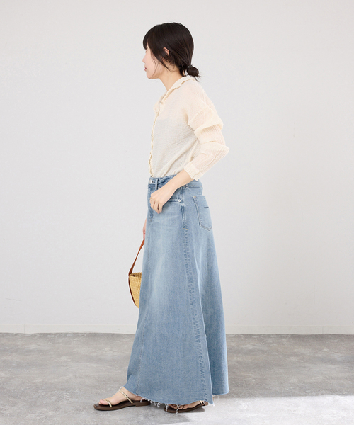 IENA（イエナ）の「YANUK/ヤヌーク Flare Long Skirt スカート（デニムスカート・レディース・ブルー・SMALL/MEDIUM/LARGE）」の9枚目の写真