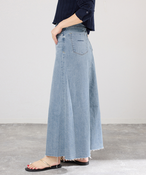 IENA（イエナ）の「YANUK/ヤヌーク Flare Long Skirt スカート（デニムスカート・レディース・ブルー・SMALL/MEDIUM/LARGE）」の12枚目の写真