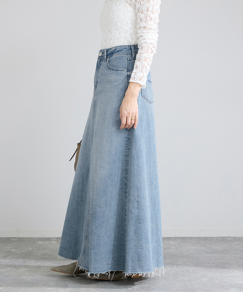 IENA（イエナ）の「YANUK/ヤヌーク Flare Long Skirt スカート（デニムスカート・レディース・ブルー・SMALL/MEDIUM/LARGE）」の19枚目の写真