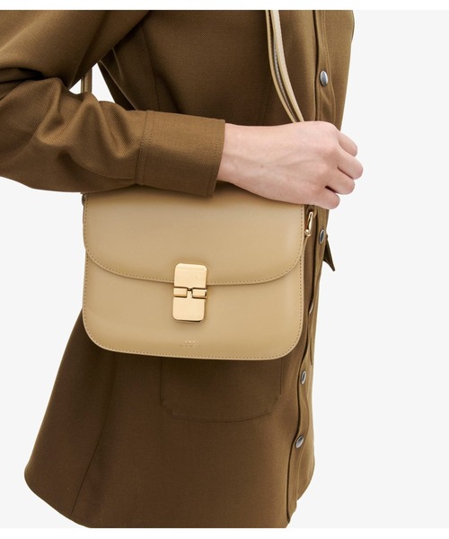 A.P.C.(アーペーセー)の「SAC GRACE SMALL(ショルダーバッグ・レディース・カーキ/チャコールグレー・ONESIZE)」の2枚目の写真
