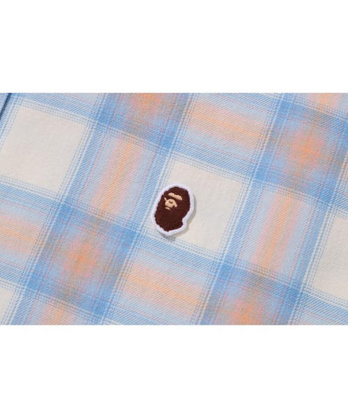 A BATHING APE（アベイシングエイプ）の「ONE POINT OMBRE CHECK LIGHT FLANNEL LS SHIRT（シャツ/ブラウス・メンズ・ブラック/アイボリー・MEDIUM/SMALL/LARGE/XX-LARGE/X-LARGE）」の5枚目の写真