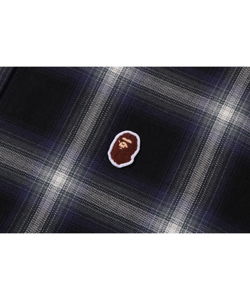 A BATHING APE（アベイシングエイプ）の「ONE POINT OMBRE CHECK LIGHT FLANNEL LS SHIRT（シャツ/ブラウス・メンズ・ブラック/アイボリー・MEDIUM/SMALL/LARGE/XX-LARGE/X-LARGE）」の6枚目の写真