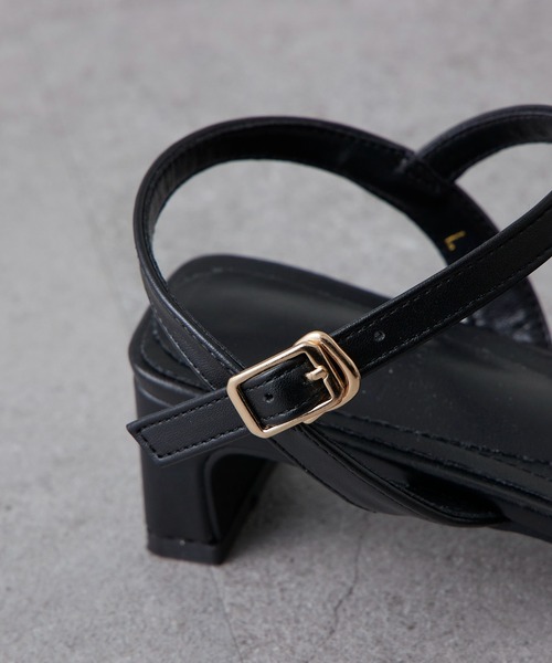 Lui's（ルイス）の「アンクルストラップサンダル（サンダル・レディース・ブラック・L/M）」の4枚目の写真