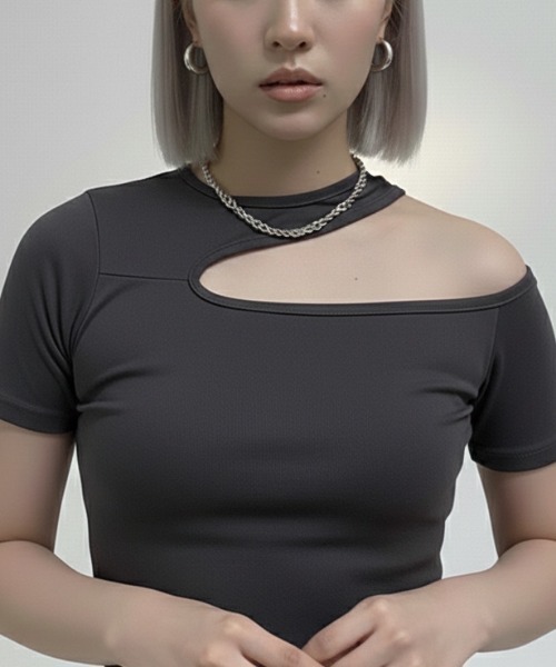 NANEA（ナネア）の「ワンショル風カットアウトワンピース（ワンピース・レディース・グレー/ブラック・MEDIUM）」の18枚目の写真
