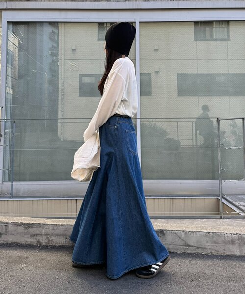 CIAOPANIC TYPY(チャオパニックティピー)の「【大人見え/軽量】リメイク風柔らかデニムロングフレアスカート(スカート・レディース・サックスブルー/ブルー・MEDIUM/SMALL)」の7枚目の写真