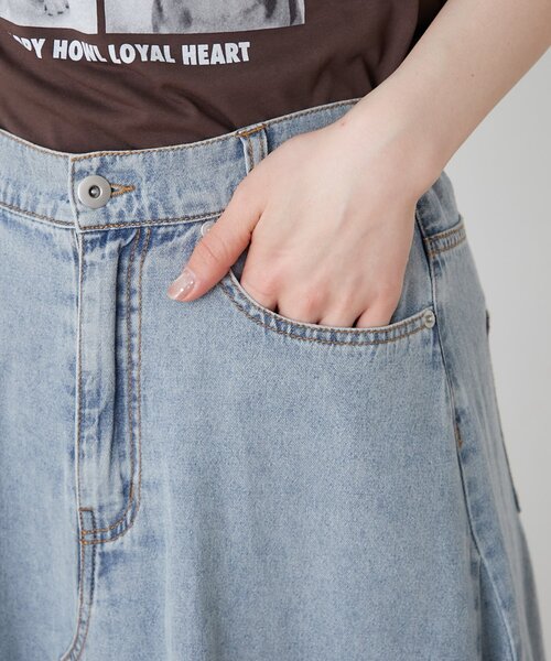 CIAOPANIC TYPY(チャオパニックティピー)の「【大人見え/軽量】リメイク風柔らかデニムロングフレアスカート(スカート・レディース・サックスブルー/ブルー・MEDIUM/SMALL)」の17枚目の写真