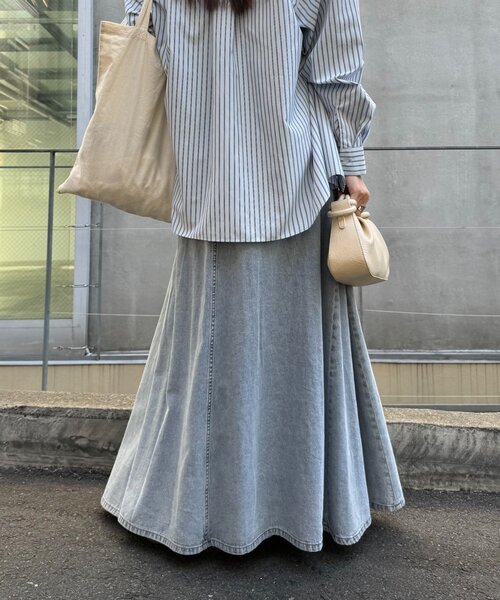 CIAOPANIC TYPY(チャオパニックティピー)の「【大人見え/軽量】リメイク風柔らかデニムロングフレアスカート(スカート・レディース・サックスブルー/ブルー・MEDIUM/SMALL)」の22枚目の写真