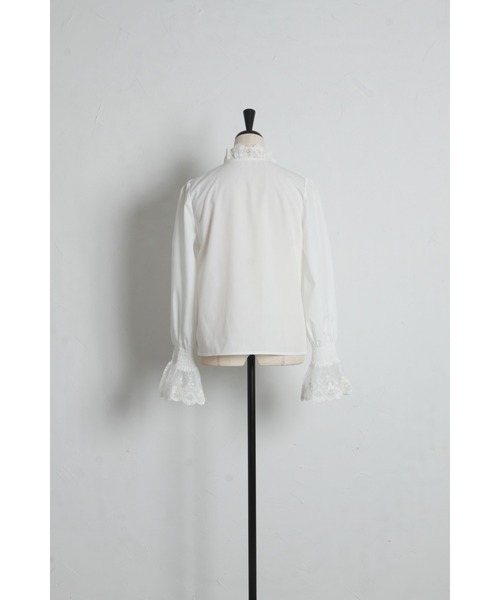 tocco closet（トッコ　クローゼット）の「リボン付きレース切り替えピンタックブラウス（シャツ/ブラウス・レディース・ネイビー/オフホワイト・M）」の14枚目の写真