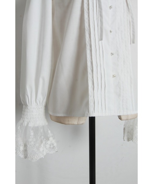 tocco closet（トッコ　クローゼット）の「リボン付きレース切り替えピンタックブラウス（シャツ/ブラウス・レディース・ネイビー/オフホワイト・M）」の18枚目の写真
