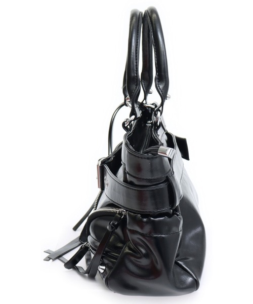 ANAP（アナップ）の「ベルト付き ポケットバッグ（ショルダーバッグ・レディース・ホワイト/ブラック・F）」の11枚目の写真