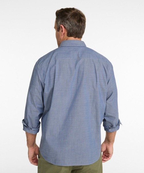 L.L.Bean（エルエルビーン）の「コンフォート・ストレッチ・パフォーマンス・シャンブレー・シャツ、スライトリー・フィット　長袖 米国フィット・レギュラー（シャツ/ブラウス・メンズ・ライトインディゴブルー/インディゴブルー/ブラウン系・X-LARGE/LARGE/MEDIUM/SMALL）」の8枚目の写真