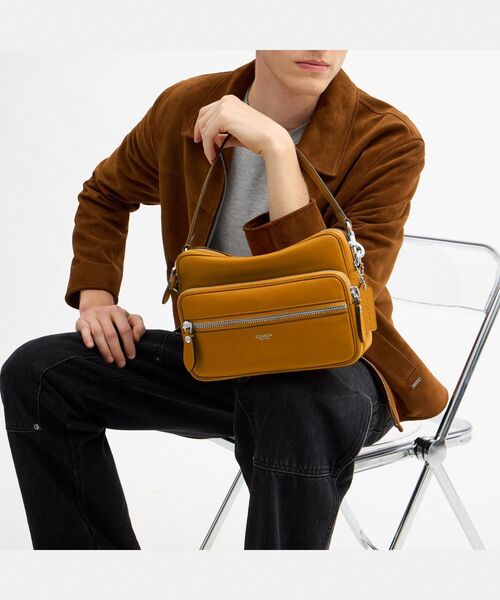 COACH（コーチ）の「ダコタ クロスボディ バッグ（ショルダーバッグ