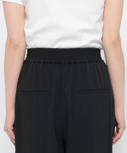 LOWRYS FARM(ローリーズファーム)の「フィブリルイージーコクーンパンツ 664956(その他パンツ・レディース・ベージュ/アイボリー/ブラック・SMALL/MEDIUM/LARGE)」の9枚目の写真