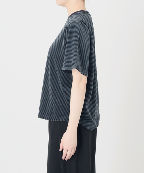 IENA LA BOUCLE（イエナラブークル）の「IENA LA BOUCLE ベロアボーダーTシャツ（Tシャツ/カットソー・レディース・ダークブルー/ベージュ系その他・FREE）」の22枚目の写真