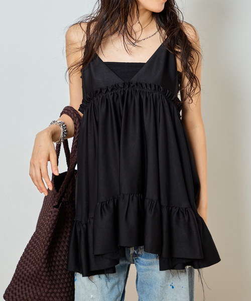 Bonum(ボナム)の「SATIN RUFFLE MINI DRESS:ワンピース(ワンピース・レディース・ブラック・FREE)」の1枚目の写真