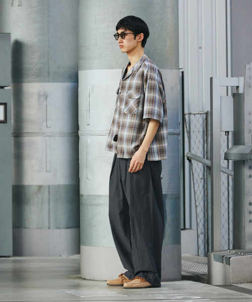 JOURNAL STANDARD(ジャーナルスタンダード)の「T/C サッカー オーバー パンツ(スラックス・メンズ・グレー/ブラック/ネイビー/スミクロ・LARGE/MEDIUM/SMALL)」の11枚目の写真