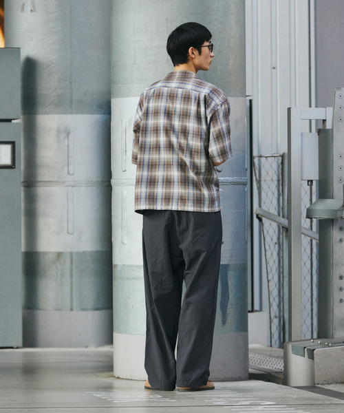JOURNAL STANDARD(ジャーナルスタンダード)の「T/C サッカー オーバー パンツ(スラックス・メンズ・グレー/ブラック/ネイビー/スミクロ・LARGE/MEDIUM/SMALL)」の12枚目の写真