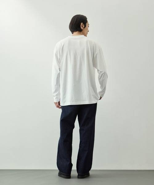ATON(エイトン)の「【ATON/エイトン】SUVIN 60/2 OVERSIZED LONG SLEEVE T-SHIRT(Tシャツ/カットソー・メンズ・ホワイト/ブラック/サックスブルー・4/6)」の10枚目の写真