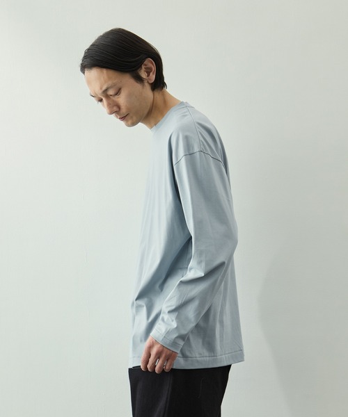 ATON(エイトン)の「【ATON/エイトン】SUVIN 60/2 OVERSIZED LONG SLEEVE T-SHIRT(Tシャツ/カットソー・メンズ・ホワイト/ブラック/サックスブルー・4/6)」の12枚目の写真