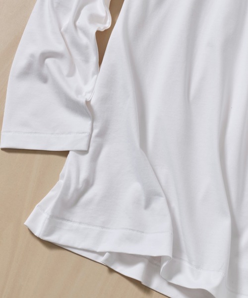 ATON(エイトン)の「【ATON/エイトン】SUVIN 60/2 OVERSIZED LONG SLEEVE T-SHIRT(Tシャツ/カットソー・メンズ・ホワイト/ブラック/サックスブルー・4/6)」の22枚目の写真