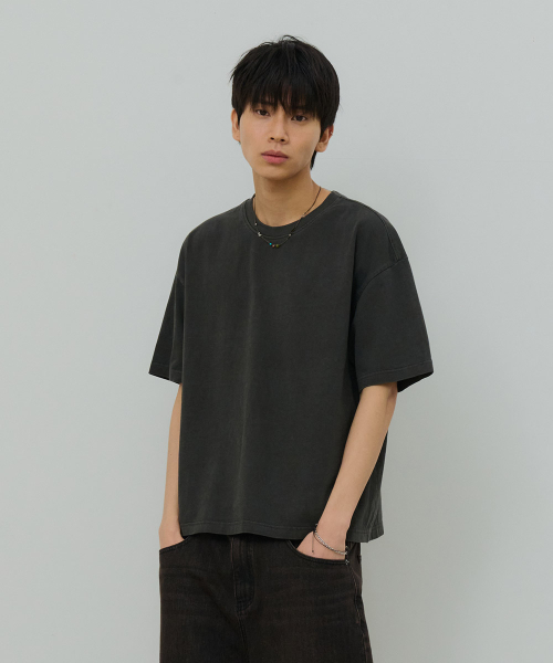 DESIRED(デシレッド)の「ピグメントクロップ半袖Tシャツ-FBSK5803D09(Tシャツ/カットソー・メンズ・ダークグレー・MEDIUM/LARGE/X-LARGE)」の2枚目の写真