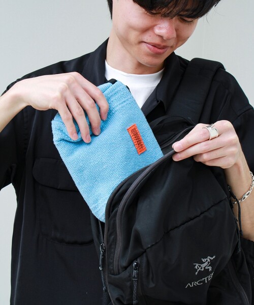 UNIVERSAL OVERALL（ユニバーサルオーバーオール）の「【UNIVERSAL OVERALL】Summer knit sacoche（ショルダーバッグ・メンズ・サックスブルー/ブラック/オレンジ/ラベンダー/オフホワイト・FREE）」の20枚目の写真