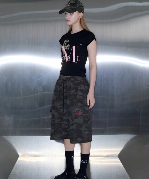 MUCENT(ムセント)の「MUCENT/カモクロスラグランTシャツ(Tシャツ/カットソー・レディース・ブラック×ピンク/ブラック×カーキ/ホワイト・FREE)」の16枚目の写真