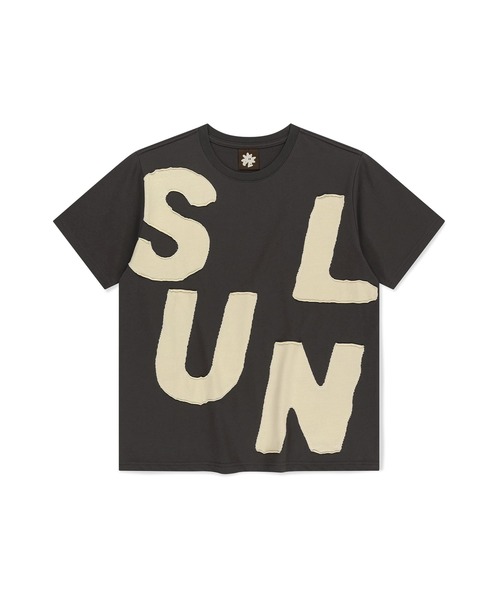 SUNLOVE(サンラブ)の「Capital Tee(Tシャツ/カットソー・メンズ・ブルー/セージグリーン/チャコール/ホワイト/ブラック・S/M/L/XL)」の3枚目の写真