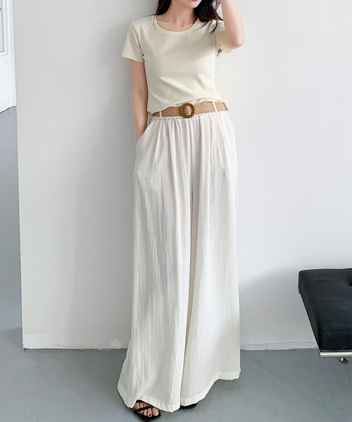 LOWO(ロワ)の「【M~Lサイズ展開】ベルト付きギャザーワイドパンツ(その他パンツ・レディース・ネイビー/イエロー/カーキ/オフホワイト/ブルー・M/L)」の6枚目の写真