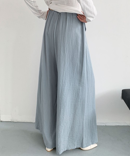 LOWO(ロワ)の「【M~Lサイズ展開】ベルト付きギャザーワイドパンツ(その他パンツ・レディース・ネイビー/イエロー/カーキ/オフホワイト/ブルー・M/L)」の22枚目の写真